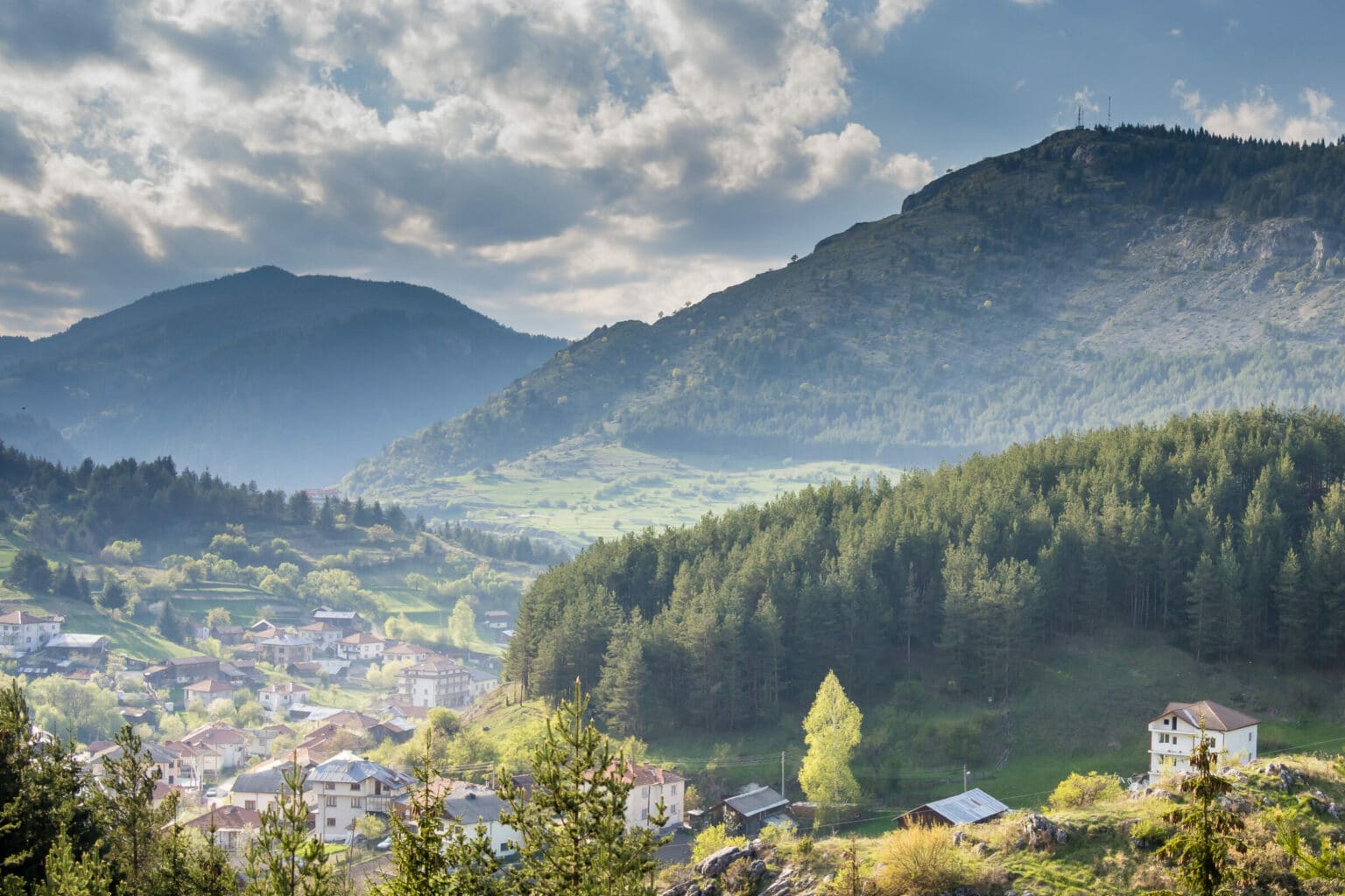 Randonnée dans la vallée de Yagodina en Bulgarie